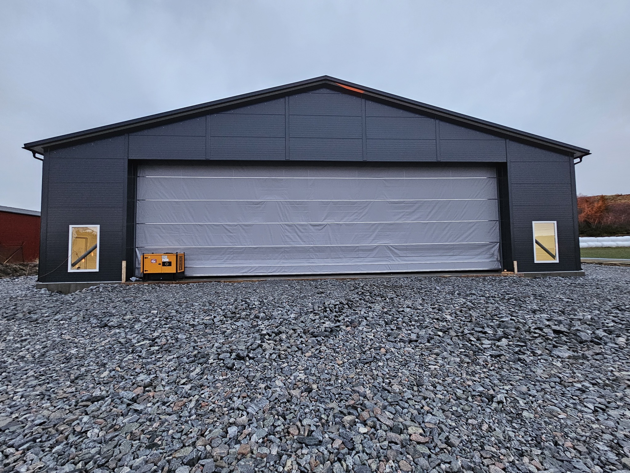 Flyhangar i Rørvik, Fjössystem Byggnad